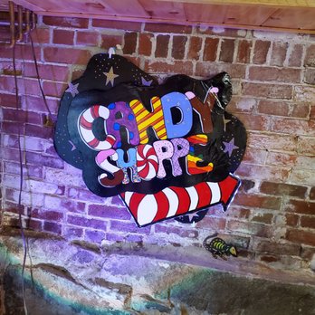 Wilbur's Candy Shoppe - a sign on a brick wall - Candy Stores Near Me - Freeport, Maine