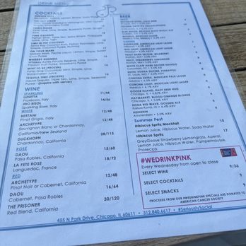 Streeterville Social - Cocktail Bars Near Me - Chicago, Illinois