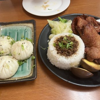 Dumpling Capital - Shanghai Pan Fried Soup Dumpling (6), Pork Chop & Rice Combination Bento Box () - Dim Sum Near Me - Santa Clara, California Dumpling Capital - Shanghai Pan Fried Soup Dumpling (6), Pork Chop & Rice Combination Bento Box () - Dim Sum Near Me - Santa Clara, California