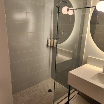 Kimpton Hotel Palomar South Beach - Shower - Hotels Near Me - Miami Beach, Florida Kimpton Hotel Palomar South Beach - Shower - Hotels Near Me - Miami Beach, Florida
