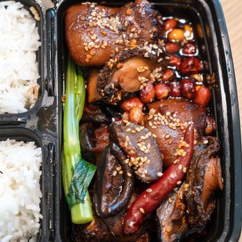 Lao Tang Jia - 花生猪脚焖烧鲍鱼 - Soup Near Me - Irvine, California