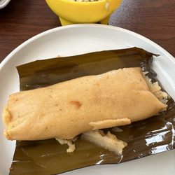 El Pulgarcito Restaurant - Salvadoran Chicken Tamal
