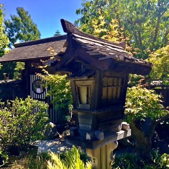 Japanese Gardens - Lantern and Gate - Parks Near Me - San Mateo, California Japanese Gardens - Lantern and Gate - Parks Near Me - San Mateo, California