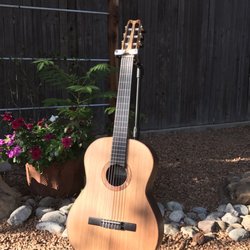 Brad Andersen Guitars - New Cedar/Walnut Classical finished!