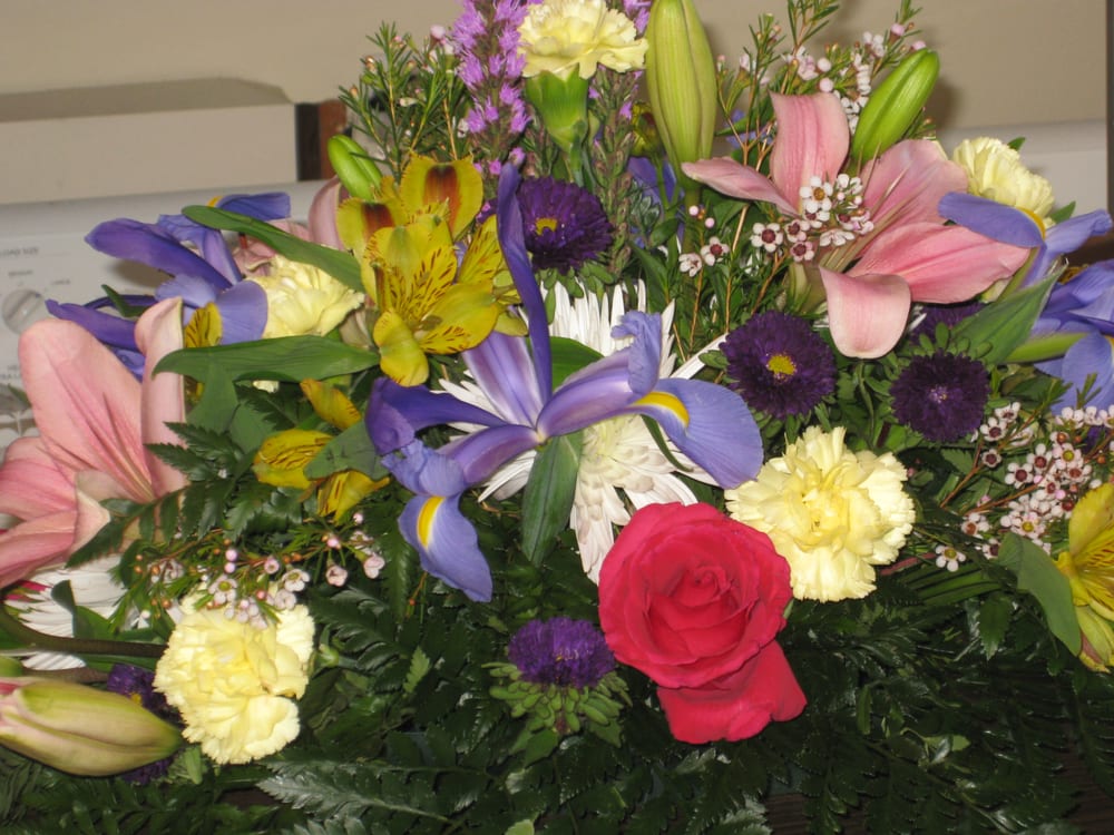 ROLLING MEADOWS FLORIST Updated September 2024 1910 Central Rd