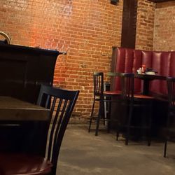 Deep Deuce Grill - Booth seating