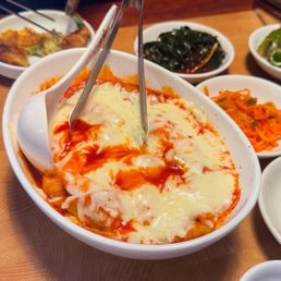 Tteokbokki with cheese
