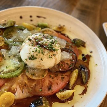 The Dearborn - Burrata & Heirloom Tomatoes - New American Near Me - Chicago, Illinois The Dearborn - Burrata & Heirloom Tomatoes - New American Near Me - Chicago, Illinois