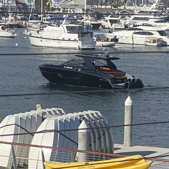 Lighthouse - View from upper level - Breakfast & Brunch Near Me - Newport Beach, California