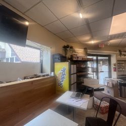 Cliffs Cafe - Interior seating