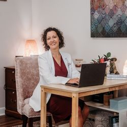 Holly Springs Holistic Acupuncture - Headshot