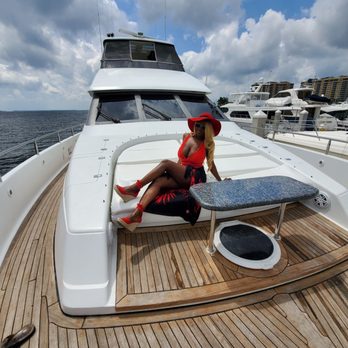 Image Yacht Charters - Boat Charters Near Me - Fort Myers, Florida Image Yacht Charters - Boat Charters Near Me - Fort Myers, Florida