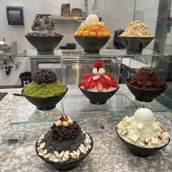 Binga Boonga - Bingsoo Display - Desserts Near Me - Lake Forest, California