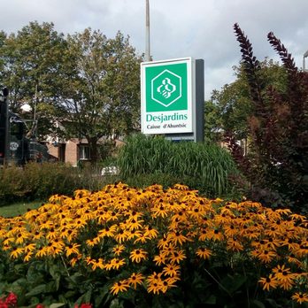 Caisses Desjardins - Bien entretenu. - Banks & Credit Unions Near Me - Montreal, Quebec Caisses Desjardins - Bien entretenu. - Banks & Credit Unions Near Me - Montreal, Quebec