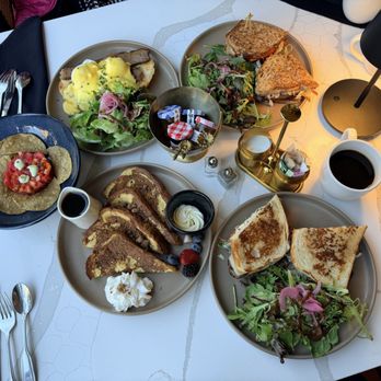 Gallery On The Park - Breakfast & Brunch Near Me - San Antonio, Texas Gallery On The Park - Breakfast & Brunch Near Me - San Antonio, Texas