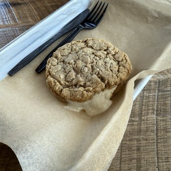 Foxtail Coffee - Oatmeal crème cookie-heated - Coffee & Tea Near Me - Jacksonville Beach, Florida