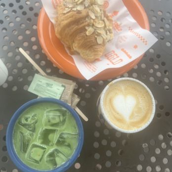 Oslo Coffee - Almond Croissant, Iced Matcha, and Flat White - Coffee & Tea Near Me - Ladera Ranch, California