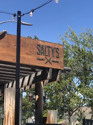 Salty's Beach House by null