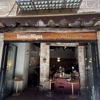 Buenas Migas - Italian Near Me - Barcelona, B