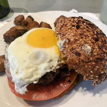 Sixty Vines - Cabernet Brunch Burger with fingerling potatoes - Wine Bars Near Me - Houston, Texas Sixty Vines - Cabernet Brunch Burger with fingerling potatoes - Wine Bars Near Me - Houston, Texas
