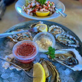 Barbara's Fishtrap - Raw Oysters | IG: Smackinfood - Seafood Near Me - Half Moon Bay, California Barbara's Fishtrap - Raw Oysters | IG: Smackinfood - Seafood Near Me - Half Moon Bay, California