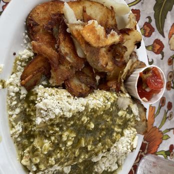 Esau's Cafe - Arti's Verde Enchiladas - Breakfast & Brunch Near Me - Carpinteria, California