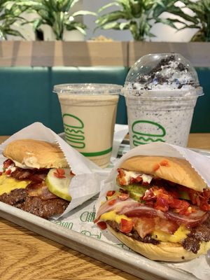 Shake Shack Walnut Creek by null