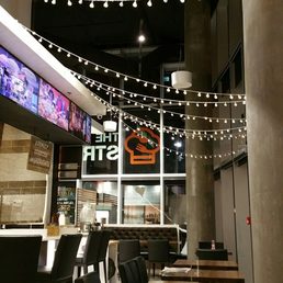 Restaurant dinning area