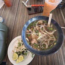 Banh Mi Nuoc Mia Papa Hon - Beef pho