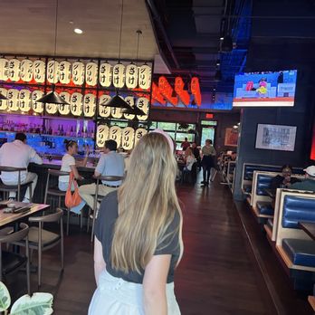 Blue Sushi Sake Grill - Banging interior - Sushi Bars Near Me - Birmingham, Alabama