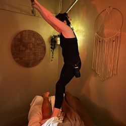 The Healing Room - Ashiatsu Massage with Durae