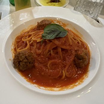 Ristorante Fuoro - Spaghetti & Meatballs - Italian Near Me - Sorrento, NA Ristorante Fuoro - Spaghetti & Meatballs - Italian Near Me - Sorrento, NA