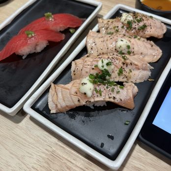 Sushi REV - Pepper salmon and tuna - Sushi Bars Near Me - Irvine, California Sushi REV - Pepper salmon and tuna - Sushi Bars Near Me - Irvine, California