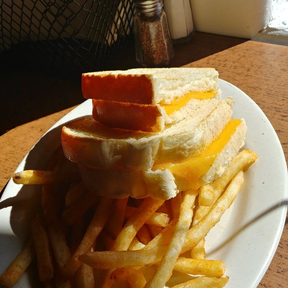 Sidewalk Cafe - Kids grilled cheese - Salad Near Me - Arroyo Grande, California Sidewalk Cafe - Kids grilled cheese - Salad Near Me - Arroyo Grande, California