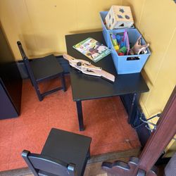 Kids table