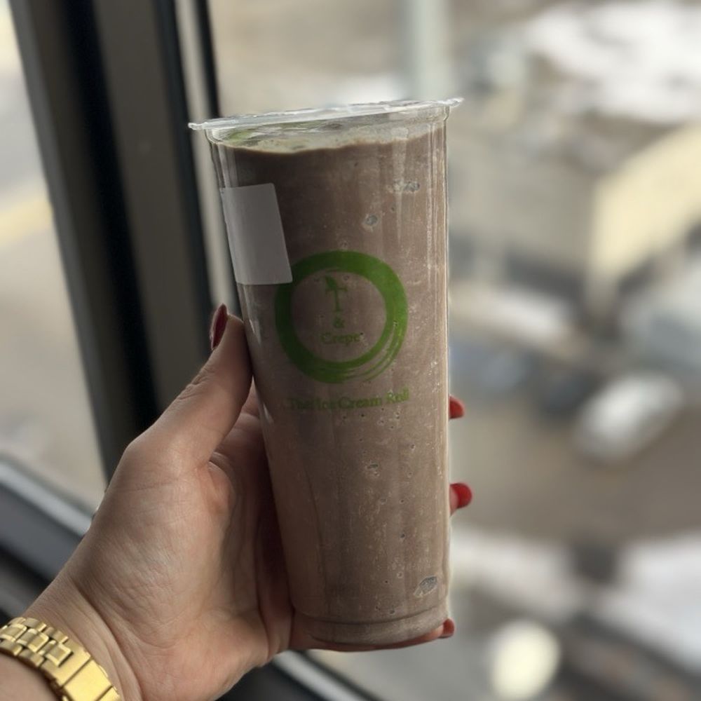 Tea and Crepe - Oreo Slush Smoothie - Ice Cream & Frozen Yogurt Near Me - Fargo, North Dakota Tea and Crepe - Oreo Slush Smoothie - Ice Cream & Frozen Yogurt Near Me - Fargo, North Dakota