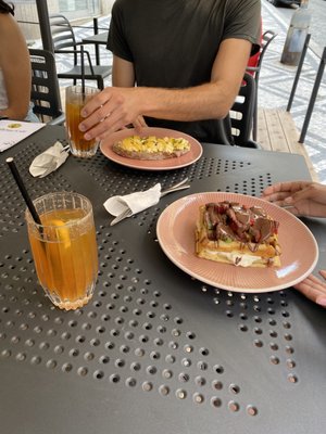 La Bohème Café by null