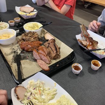 Blackland Smokehouse - Sampler plater - Barbeque Near Me - Snyder, Texas
