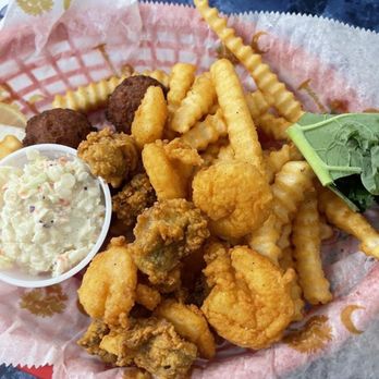 Ace Basin Fish Camp - Ace Basin Seafood - Seafood Near Me - Jacksonboro, South Carolina