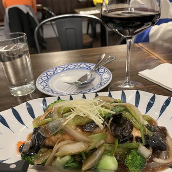 Niyom Thai Kitchen - Thai Near Me - Flushing, New York Niyom Thai Kitchen - Thai Near Me - Flushing, New York