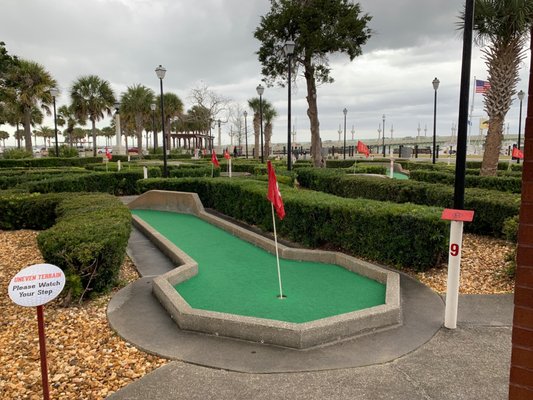 Ripley's Bayfront Mini Golf by null
