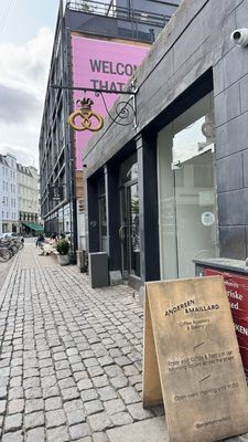 Andersen & Maillard by null