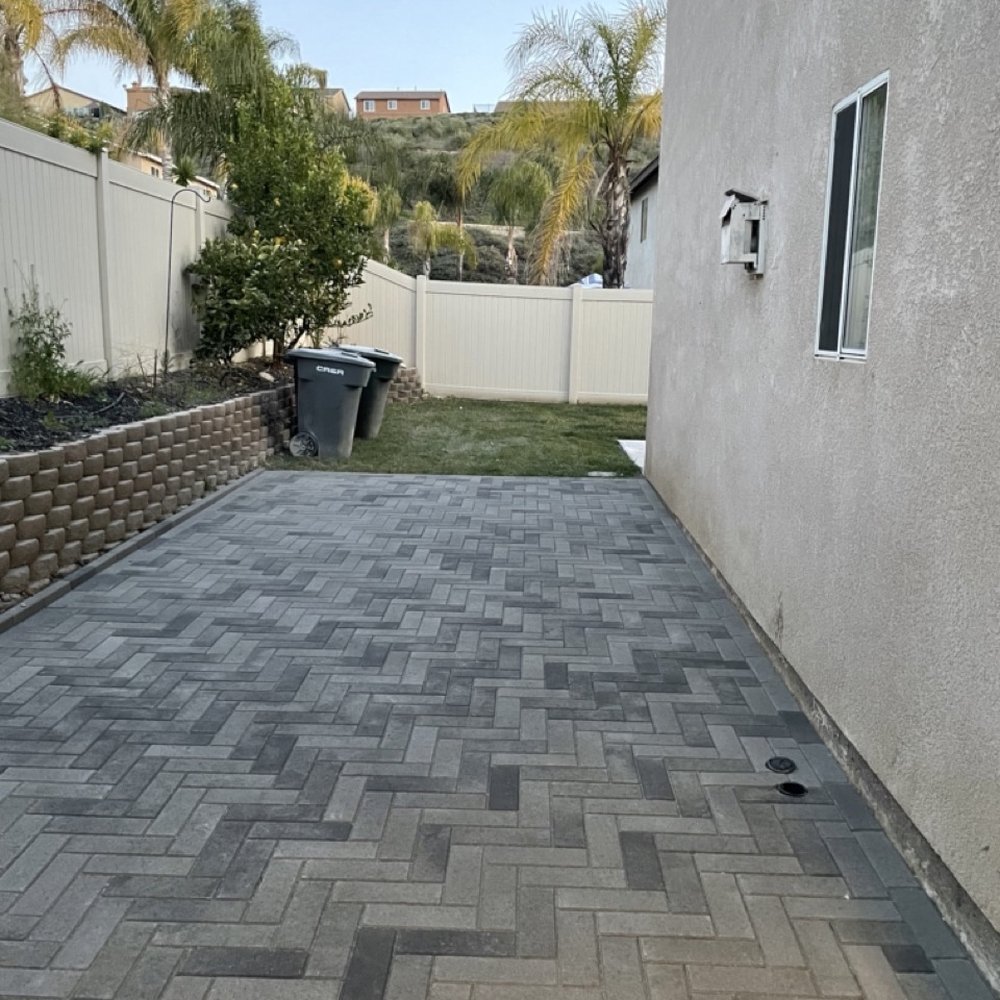 New side yard stone pavers