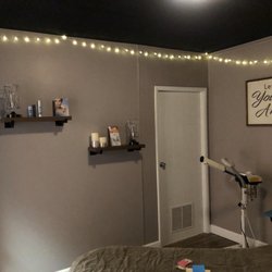 Summit Spa and Salon - Facial room