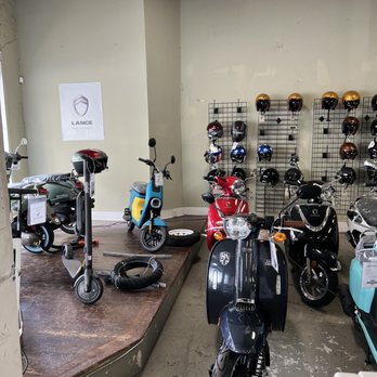 Avenue Scooters - Lobby area - Motorcycle Repair Near Me - New Orleans, Louisiana Avenue Scooters - Lobby area - Motorcycle Repair Near Me - New Orleans, Louisiana