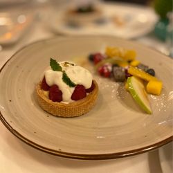 Le Colonial Lake Forest - Fruit tart