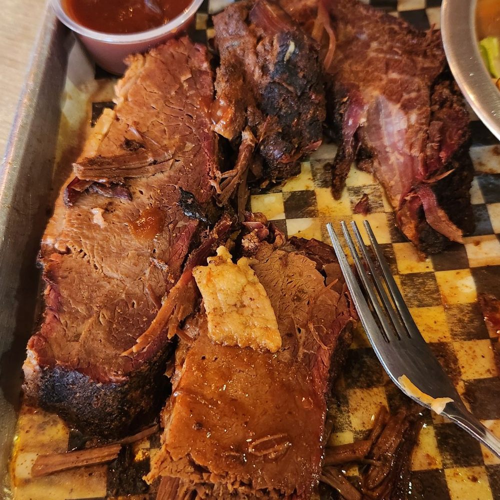 Jasper's Barbeque - Super dry and tasted like corned beef, except corned beef would be more moist. - Barbeque Near Me - Big Bear Lake, California Jasper's Barbeque - Super dry and tasted like corned beef, except corned beef would be more moist. - Barbeque Near Me - Big Bear Lake, California