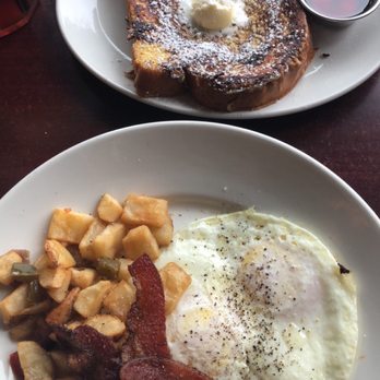 Black Walnut Café - Cafes Near Me - Katy, Texas