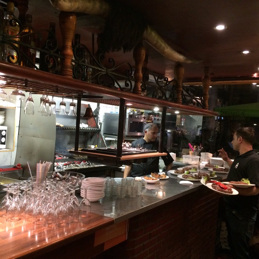 Los Argentinos - Food on its way - restaurant has 2 floors - bigger groups need to book tables - Argentine Near Me - Den Haag, ZH