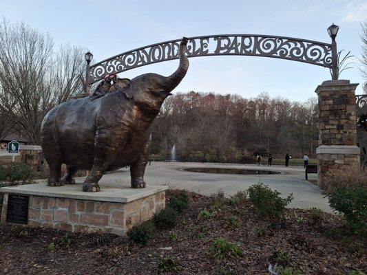 Avondale Park by null